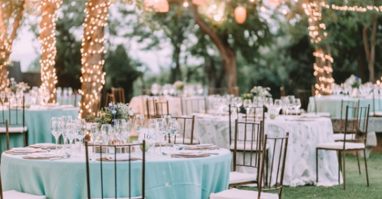 What Outdoor Wedding Receptions Offer That No Indoor Venue Ever Could