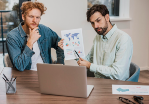 HubSpot vs RecurPost: Features, Pricing, Differences, and Which Tool Fits Your Needs